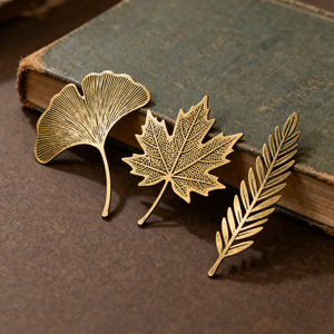 Tùy Chỉnh Thiết Kế Thanh Lịch Thực Vật Thiết Kế Brass Nhà Máy Bookmark Đọc Người Yêu Thiên Nhiên Lấy Cảm hứng từ Món Quà Văn Học Vật kỷ niệm Nhà Máy Bookmark - Product Image 1