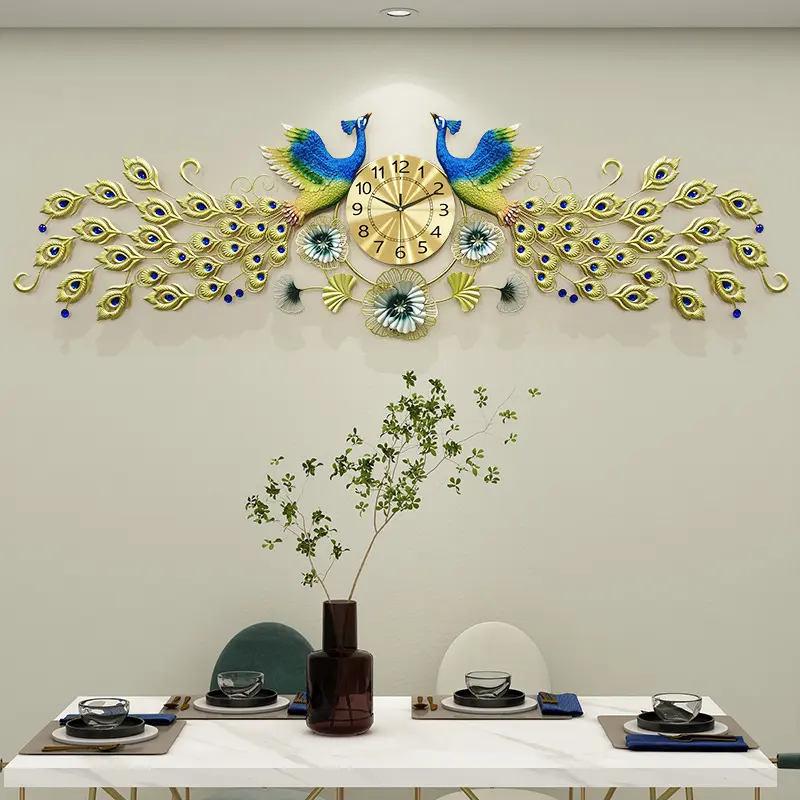 Reloj de pared de estilo europeo de pavo real y metal, sala de estar creativa para decoración moderna, de cuarzo 3d