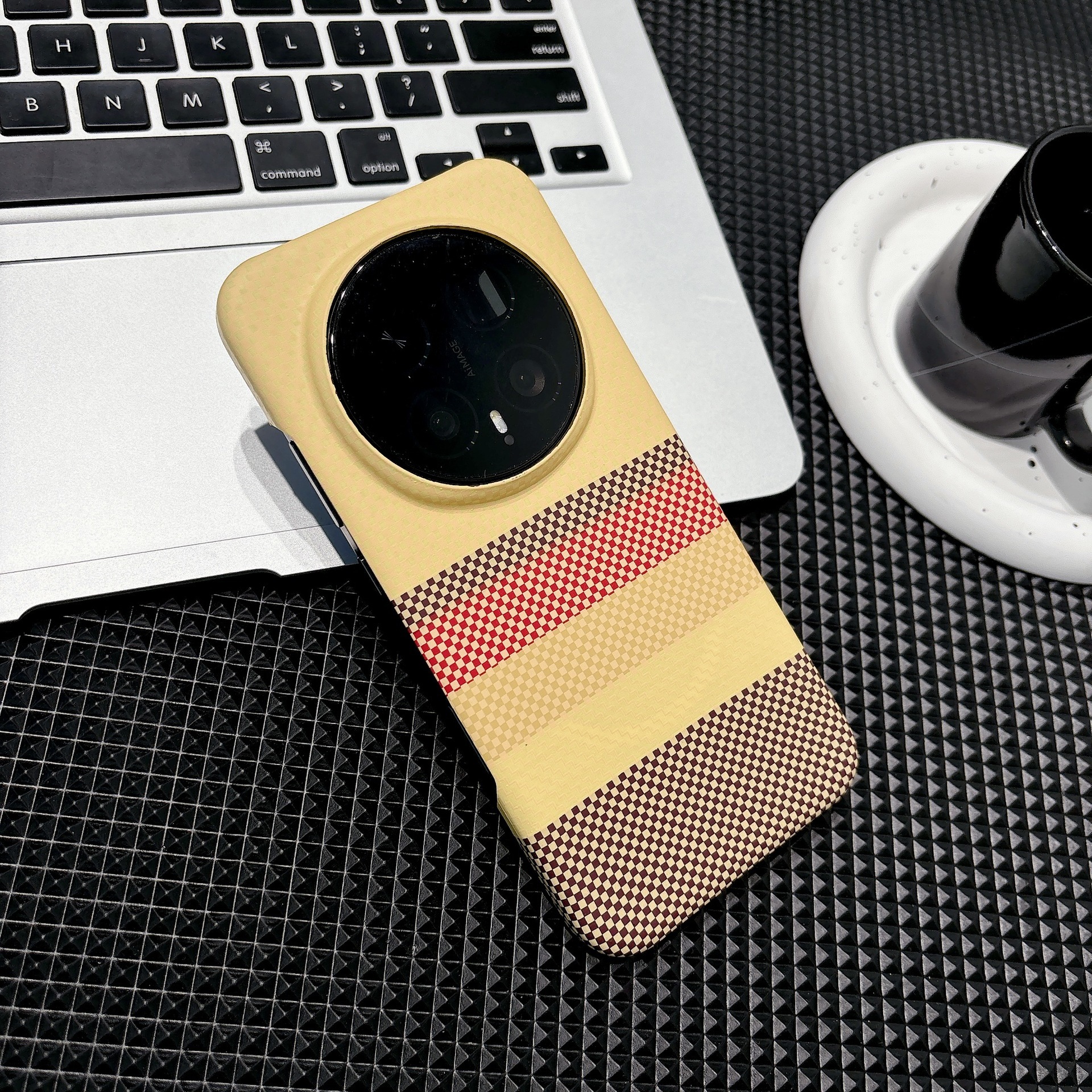 Amber grid