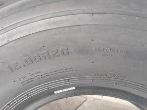 Son varış 385/65/22.5 1000 20 12.00R20 zambiya için üç satır desen kamyon lastiği - Product Image 3