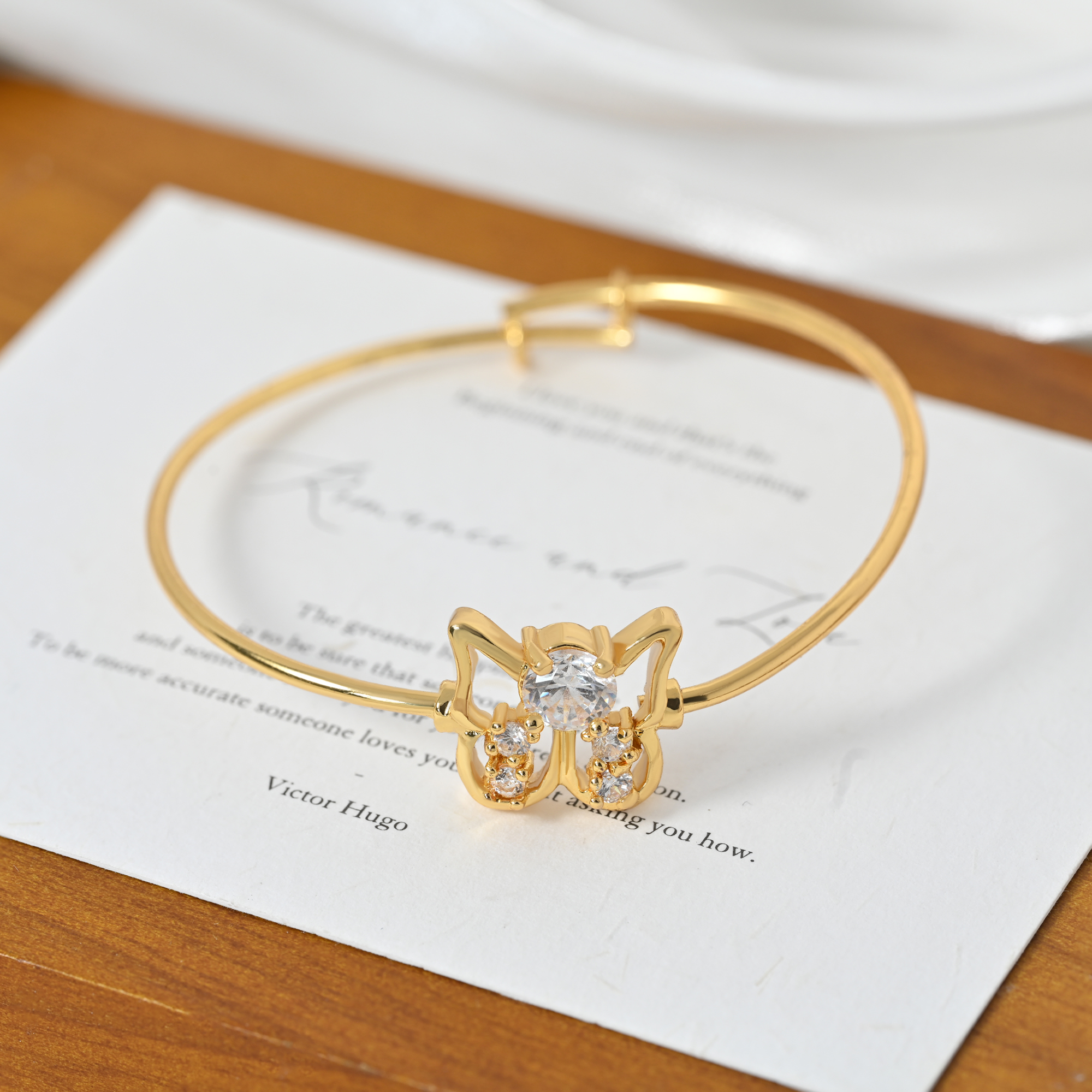Bracelet bébé doré 7
