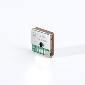 Nuevo Mini rastreador GPS popular Dispositivo de seguimiento mejorado de posicionamiento preciso con nuevos chips IC Soporte de aplicación móvil Módulo GNSS