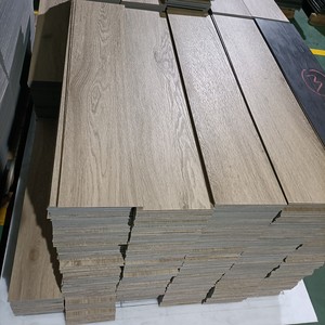 Gri PVC vinil gevşek lay fayans tıklama sistemi ile - Product Image 5