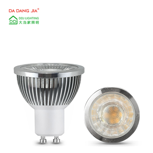 MR16 6W 38 องศา GU5.3 หลอดไฟ LED เปลี่ยน 60W ฮาโลเจนเทียบเท่า 2700K สีขาวอบอุ่น 12V แรงดันไฟฟ้าต่ํา MR16 หลอดไฟ - Product Image 2