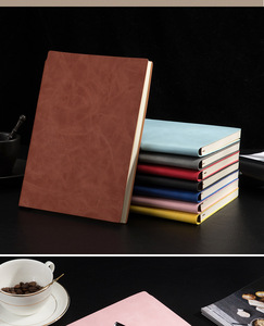 Cuaderno de estudiante A5 Cuaderno de notas con logotipo personalizado Diseño simple Venta caliente Cuaderno de tamaño A5 - Product Image 3