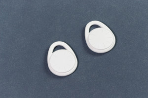 Etiqueta inteligente de buscador de llaves antirrobo certificada para dispositivo de seguimiento Bluetooth para alarmas personales de seguridad de coche y equipaje IOS/Android - Product Image 5