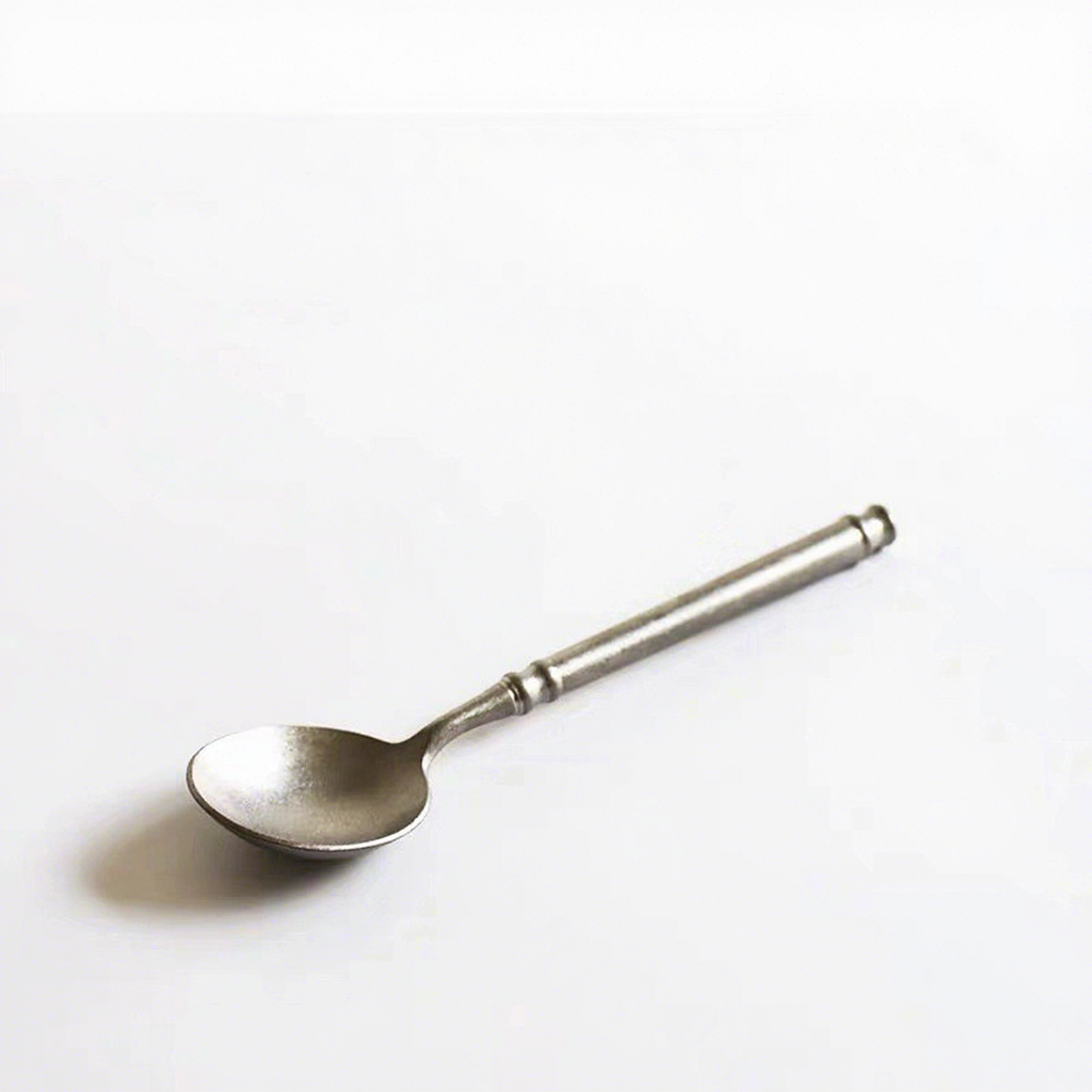 Cuchara de sopa de cabeza redonda plateada