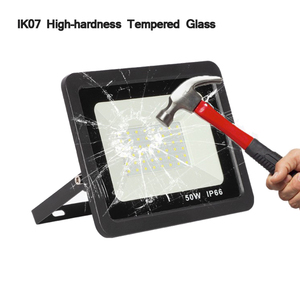 IP66 AC DC 12V xách tay <span class=keywords><strong>LED</strong></span> 30W 50W <span class=keywords><strong>100W</strong></span> 150W 200W 300W Đèn pha ngoài trời <span class=keywords><strong>LED</strong></span> - Product Image 4