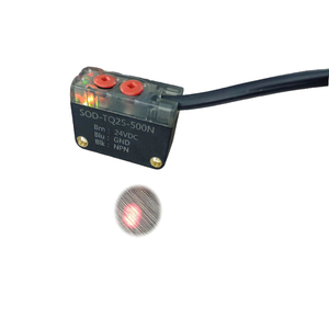 Sensore ottico fotoelettrico microdiffuso rettangolare della gamma di rilevamento 500mm per il rilevamento di oggetti trasparenti - Product Image 2