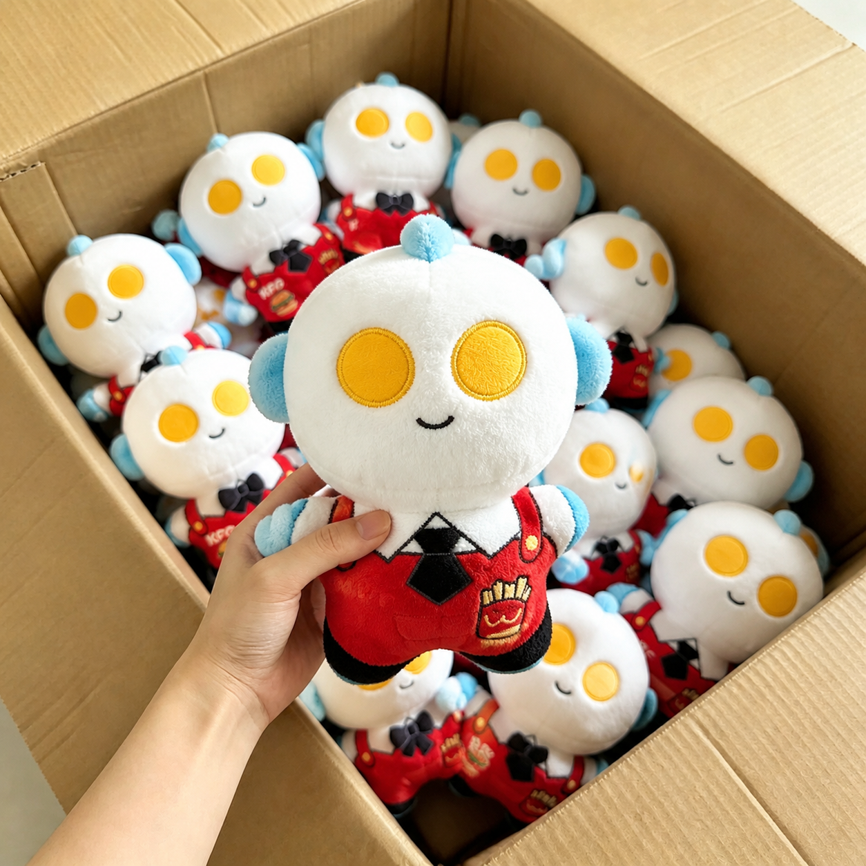 12 peluche (contattaci per il catalogo con oltre 6000 modelli)