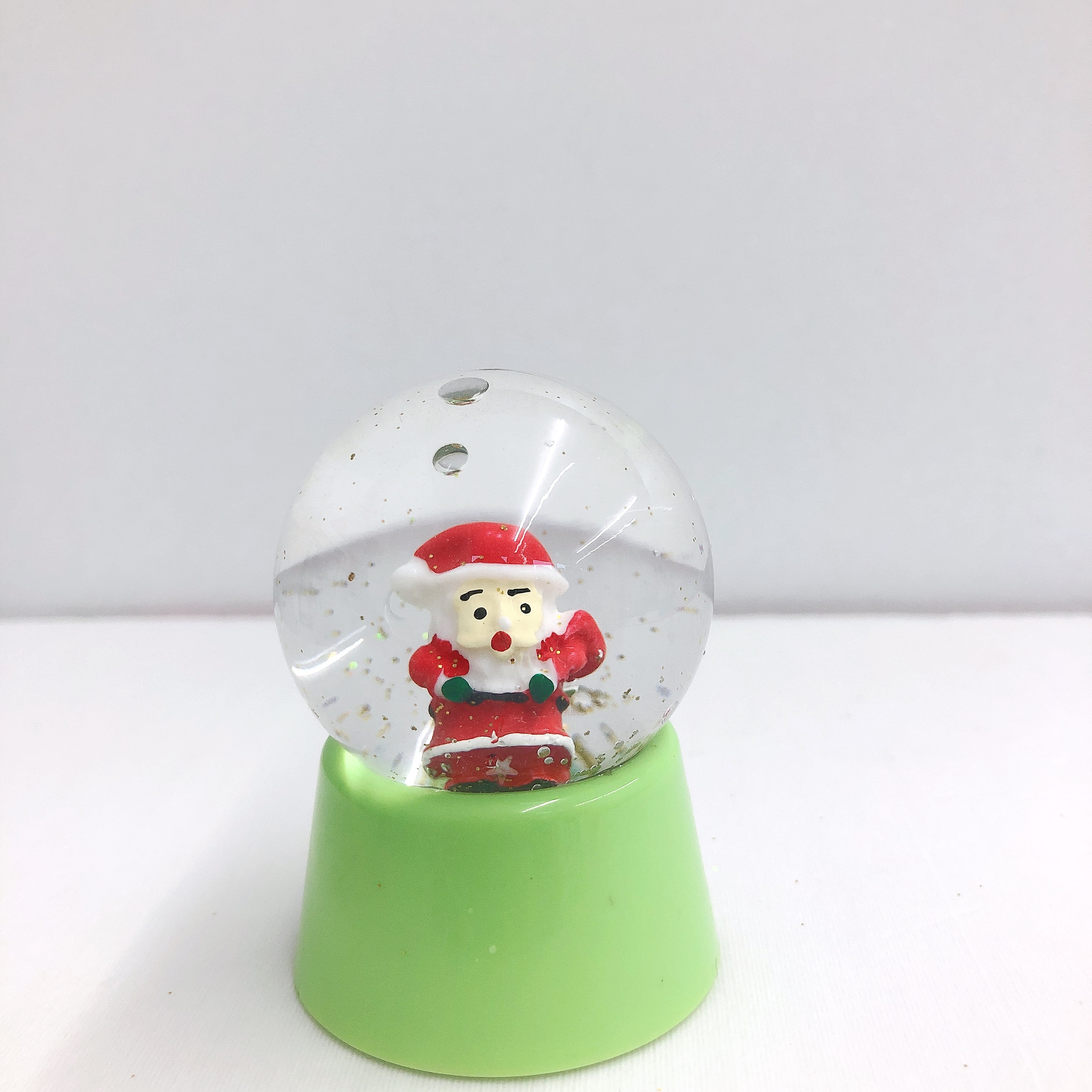 DIY hard inner figure snow globe