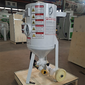 CE sertifikalı taşınabilir blaster mobil manuel Mini çelik atış kum kumlama kum kumlama tankı kumlama tankı - Product Image 1
