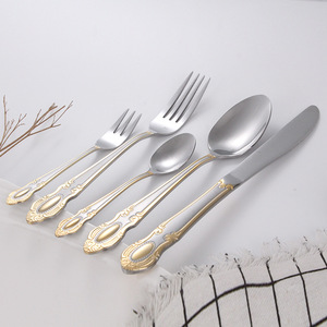 Bán Buôn Tùy Chỉnh 410 Thép Không Gỉ Retro Khắc <span class=keywords><strong>Flatware</strong></span> Set Dao Muỗng Nĩa Vàng Sang Trọng Thiết Lập Dao Kéo Cho Đám Cưới Khách Sạn - Product Image 2