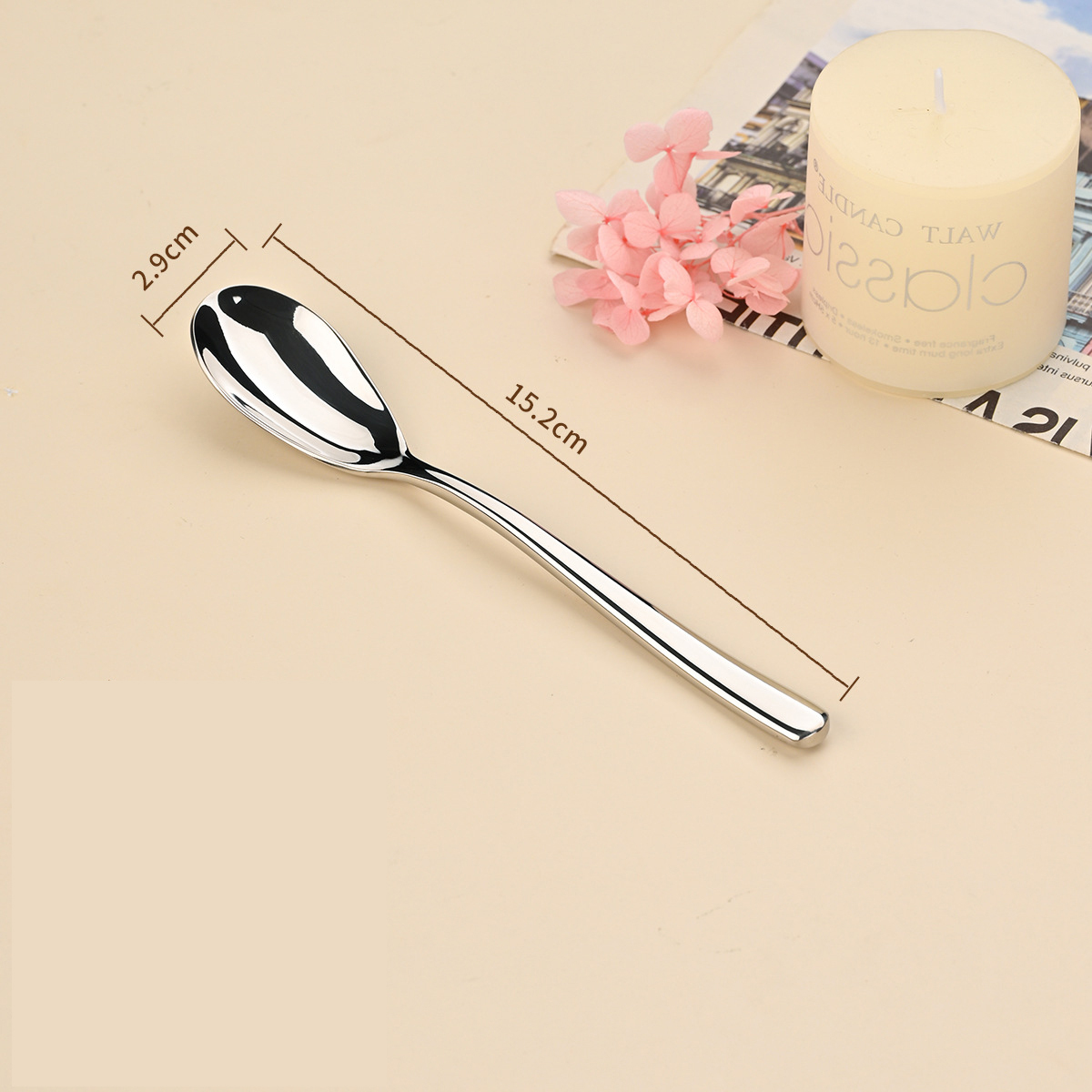 Cuillère à thé en argent