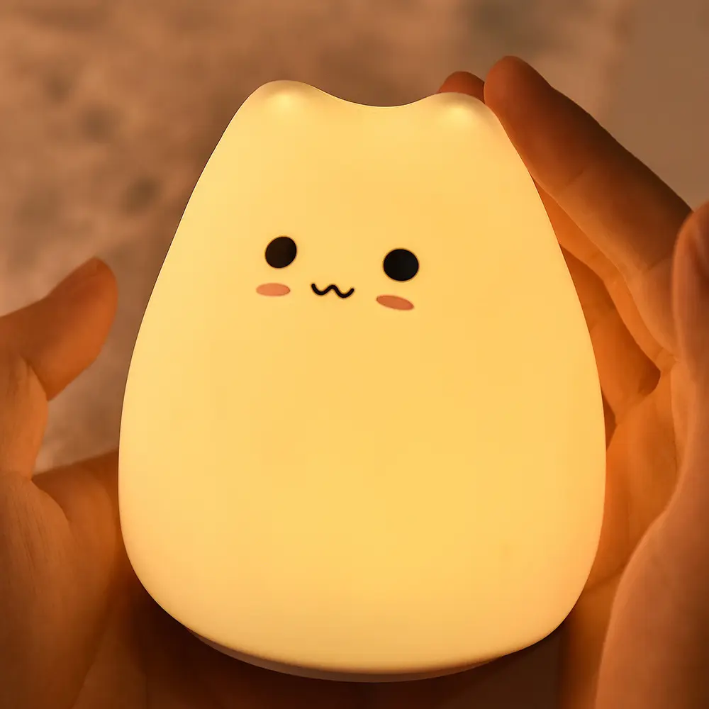 โคมไฟซิลิโคนรูปแมวสีสันสดใสแบบชาร์จไฟได้สำหรับตกแต่งห้องนอนรูปการ์ตูนสุดสร้างสรรค์