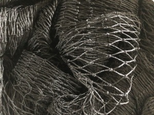 Большая легко возводящая черная сетка для защиты от птиц, эффективная ловушка для борьбы с вредителями - Product Image 4