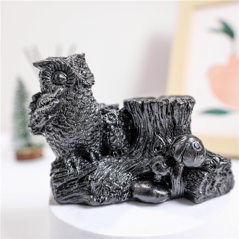 ฐานตอไม้ Black Owl