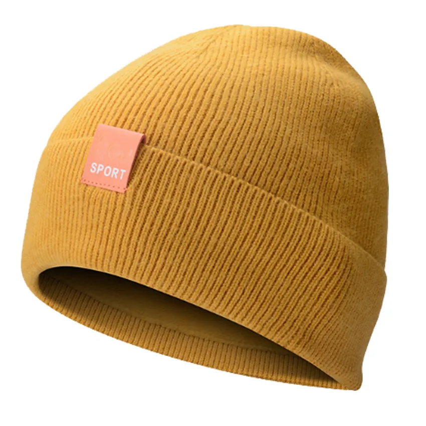 Пользовательский дизайн новейшая модель для мужчин и женщин оптовые поставщики зимние вязаные облегающие шапки шапка с черепом акриловая теплая облегающая шапка с напуском
