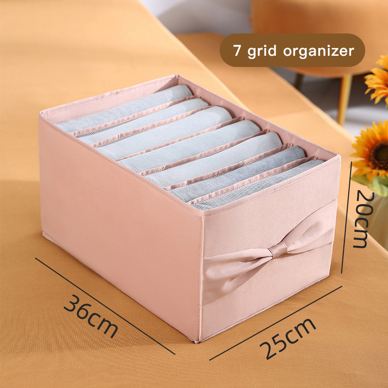 Boîte de rangement rose à 7 compartiments