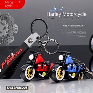 Nhà Máy Trực Tiếp Nhựa Nhỏ Ba Chiều Búp Bê Xe Móc Chìa Khóa Mặt Dây Chuyền Schoolbag Phụ Kiện Bán Buôn - Product Image 2