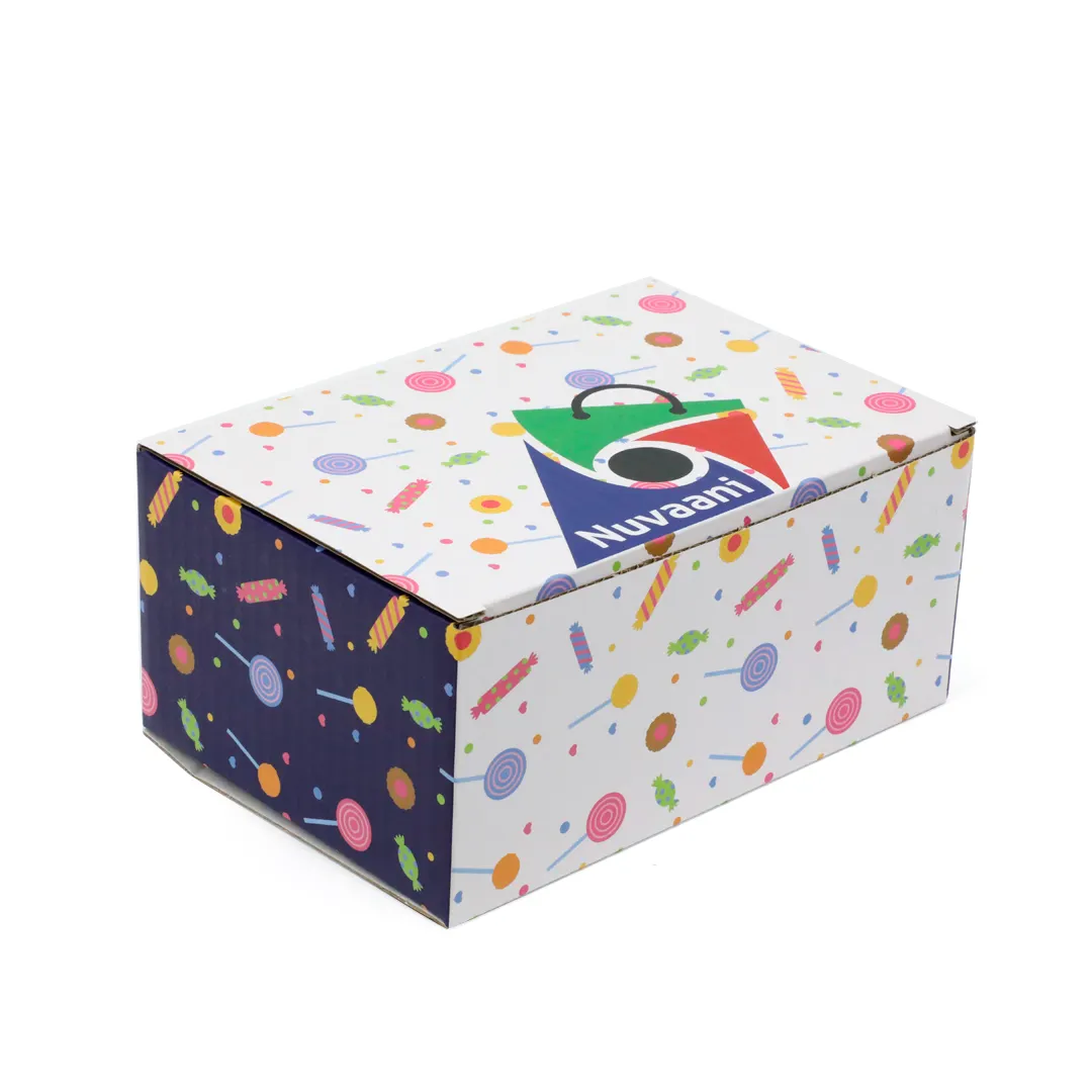 Cajas de embalaje de regalo de dulces de Chocolate con decoración navideña roja personalizada de diseño gratuito, caja de papel corrugado para regalo de Navidad