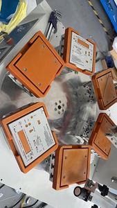 Автоматическая ротационная плоская кровать шелкография машина для пластиковой крышки чехол для телефона лист обнаружения со светодиодной УФ-системой отверждения - Product Image 5