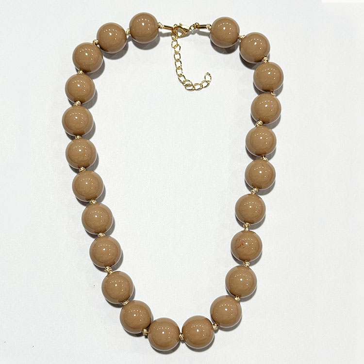#16 kaki
