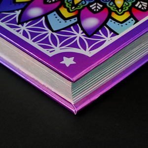 Cuaderno de notas de tapa dura A5 de estilo de lujo personalizado, borde dorado láser, páginas interiores coloridas, cubierta de papel elegante láser, cuaderno de diario - Product Image 2