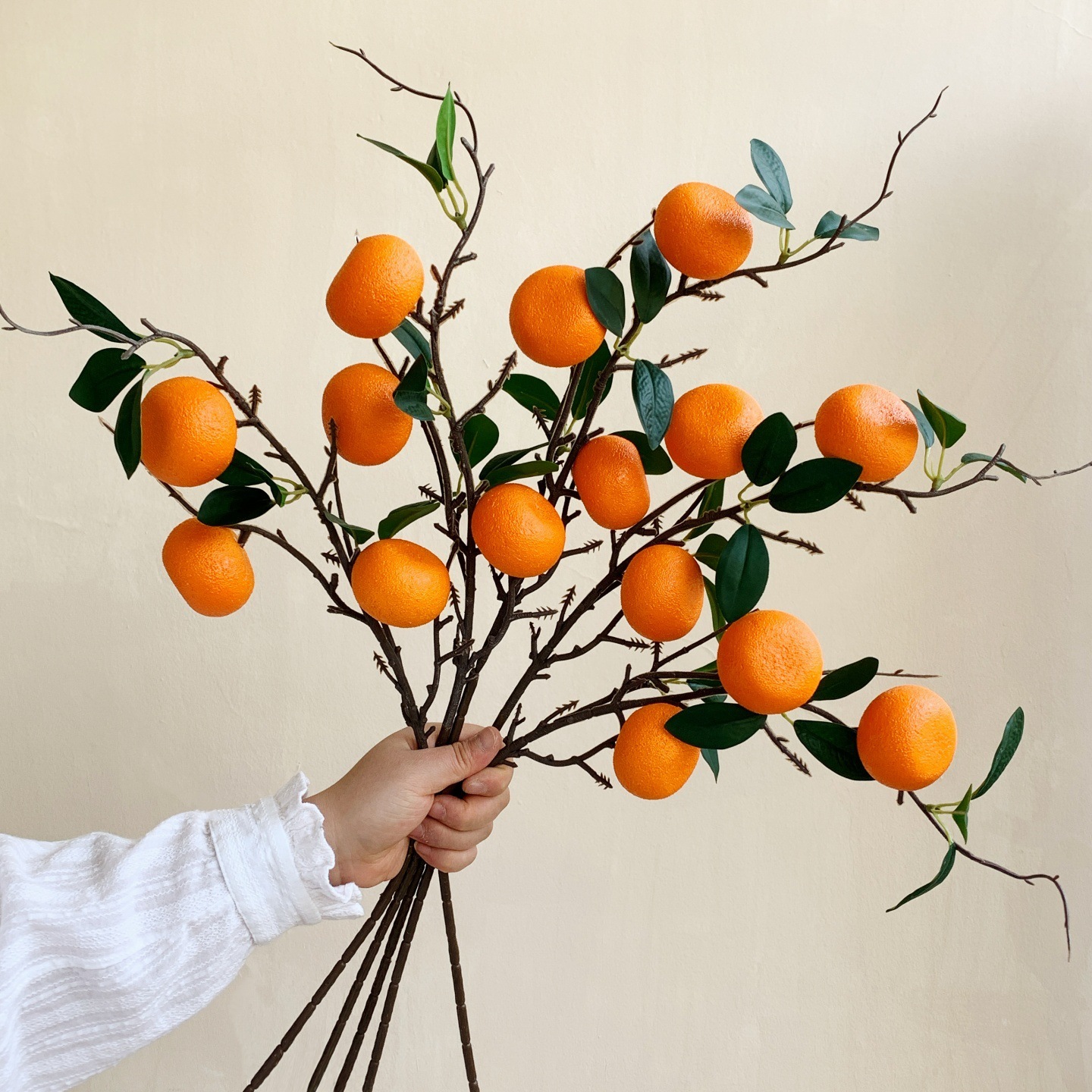 3 frutas, 5 naranjas