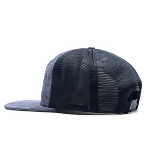 Özel Logo nakış düz ağız yapılandırılmamış 5-Panel kadife şoför şapkası 100% Polyester düz Topi örgü sokak Truker kap - Product Image 3