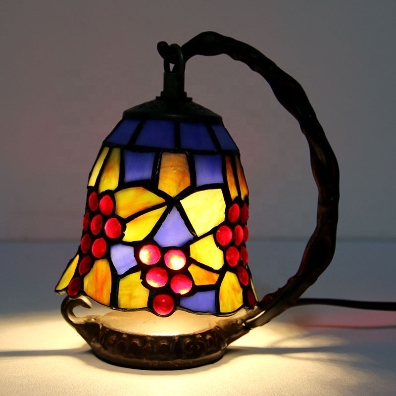 LongHuiJing Antique Tiffany Style Table Lamp  Art Bedside Light Handcrafted Desk Lamps Stained Glass Dragonfly lampshade lights