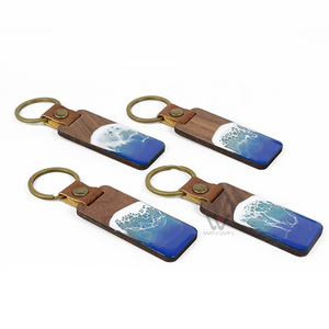 Saf ahşap Hawaii Surfboard tasarım boyalı dalga tasarımı ile reçine epoksi anahtarlık yapay sanat çanta etiketi - Product Image 1
