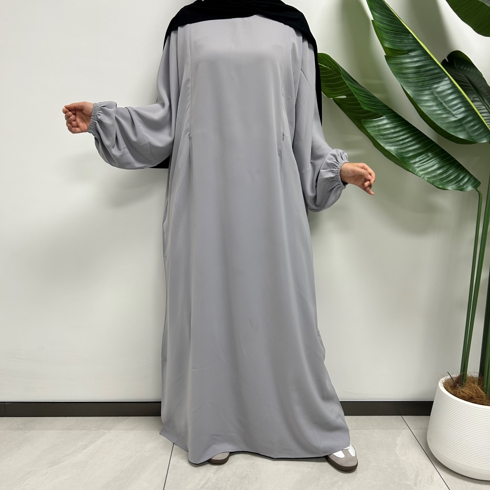 สีเทาอ่อน