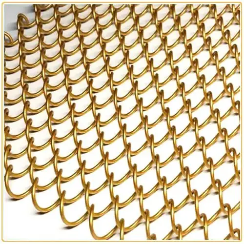 Cina vendita calda oro dorato su misura decorazione in metallo decorativo tessuto a spirale rete metallica schermo tagliato parete divisoria