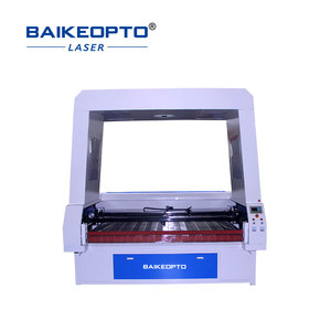 80W1810テキスタイルファブリックレザー用自動供給CO2ビッグカメラレーザー彫刻カッター - Product Image 1