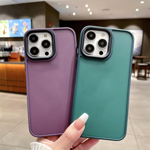 Tasarımcı trendinin manyetik yumuşak TPU telefon iPhone kılıfları 15 14 13 12 11 Pro Max artı darbeye dayanıklı ve hafif kabuk - Product Image 1