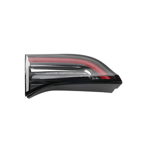 High Visibility <strong>Red</strong> Reflective <strong>LED</strong> Tail Light Bar with Fog Lamp Function for Tesla Model Y <strong>2025</strong> - Product Image 3