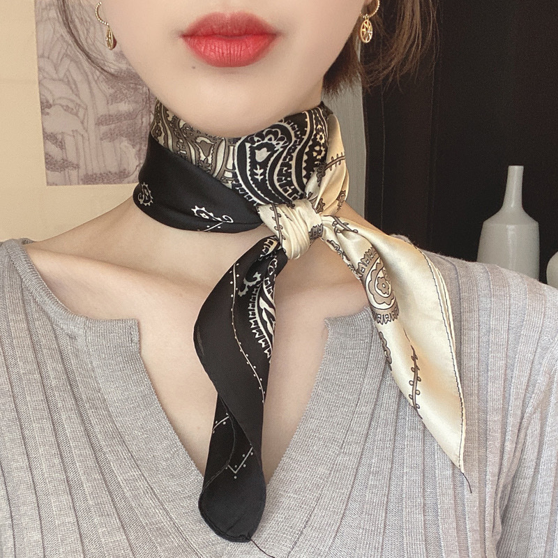 Small cashew spliced black-70-70cm
