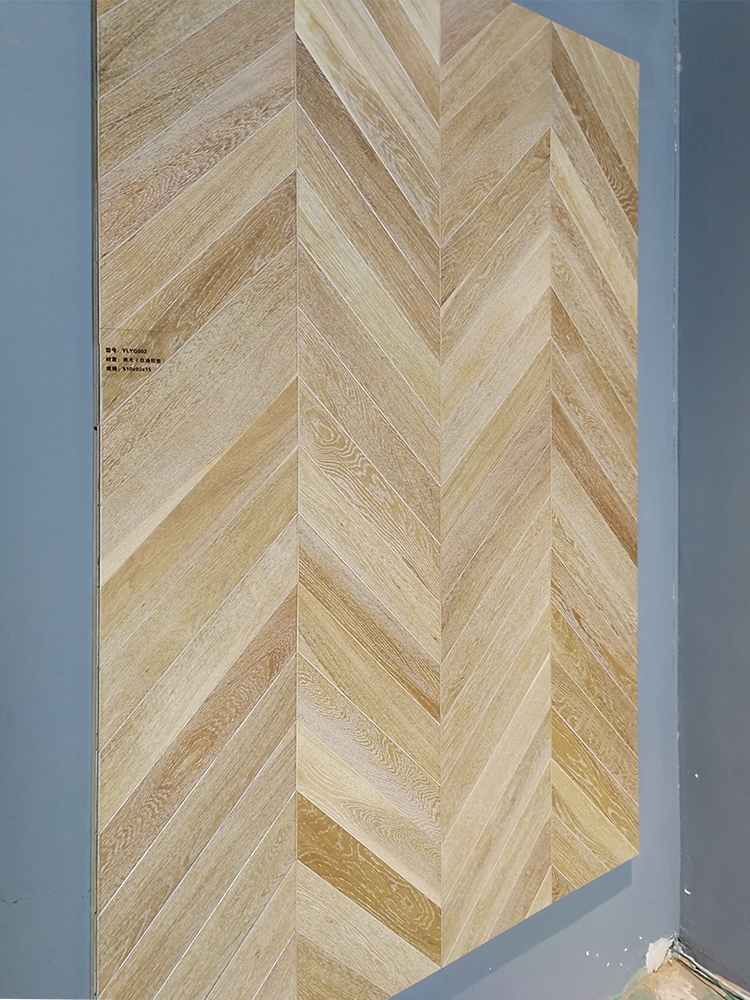 Chêne Chevron blanc chaulé