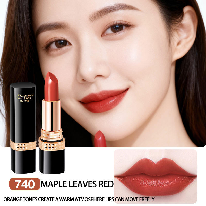 #740 Feuilles d'érable rouge