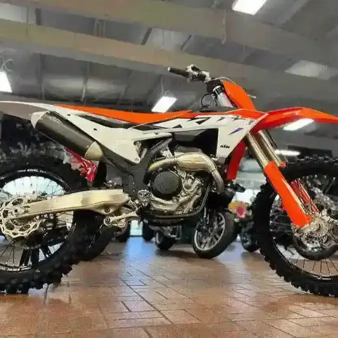 พร้อมส่ง 2024 KTM 250 SX-F 350 450 250 มอเตอร์ไซค์ 250CC