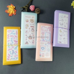 Kpop批发高品质收藏品定制印刷卡通生活四格卡包爱心豆小卡书