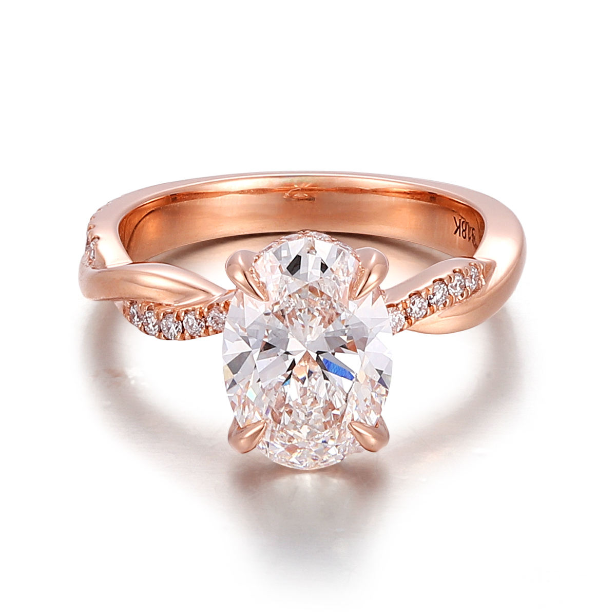 Anillo de oro macizo de 10 quilates con diamantes de laboratorio