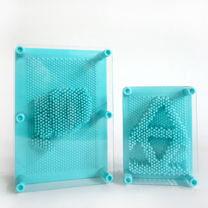 AA ของเล่นเพื่อการศึกษาสำหรับเด็กเข็มศิลปะทำโลโก้แบบกำหนดเองหมุด3D ของเล่นประสาทสัมผัสเข็มสีรุ้งกระดานศิลปะขนาดยักษ์ - Product Image 1
