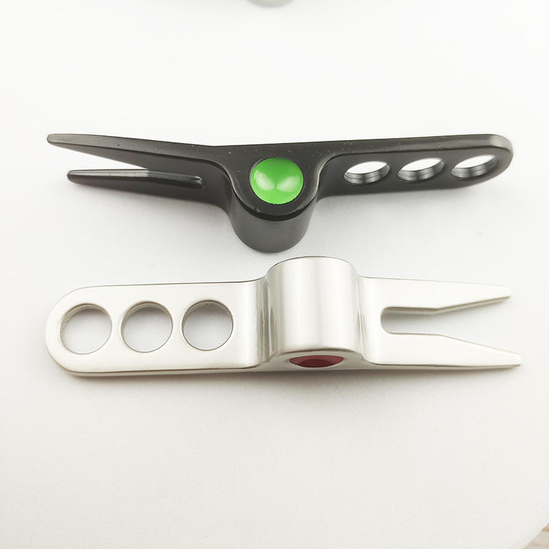 ensemble bicolore noir et argent de deux pièces