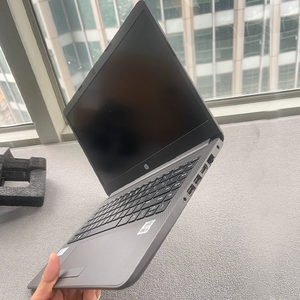 HP 240 G8 Notebook PC Win 11 Pro Gaming Laptop mit Intel Core i7 i5 i3 Prozessoren SSD Festplatte Englisch Tastatur CN Stecker - Product Image 4