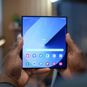 7.6โทรศัพท์ SAM Galaxy Z Z Fold 6 Ai "4400mAh Snapdragon 8 Gen 3 Ai แก้ไขภาพหน้าจอขนาดใหญ่ปลดล็อก99% สมาร์ทโฟนแอนดรอยด์รุ่นใหม่