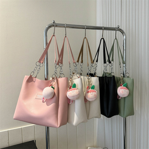 2025 primavera estate nuova borsa Tote a contrasto di colore con cerniera per Computer di grande capacità alla moda borsa a tracolla da signora sotto le ascelle - Product Image 6