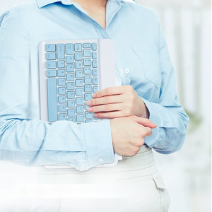 Teclado de diente azul inalámbrico recargable universal para tableta, compatible con Windows, IOS, Android-Delgado y compacto - Product Image 3