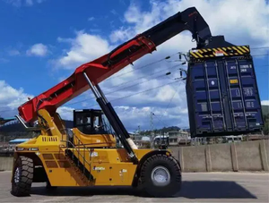 Almacén Contenedor vacío CPCD160EC3- CZ/DZ Handler Carretilla elevadora 45Ton Reach Stacker - Product Image 2